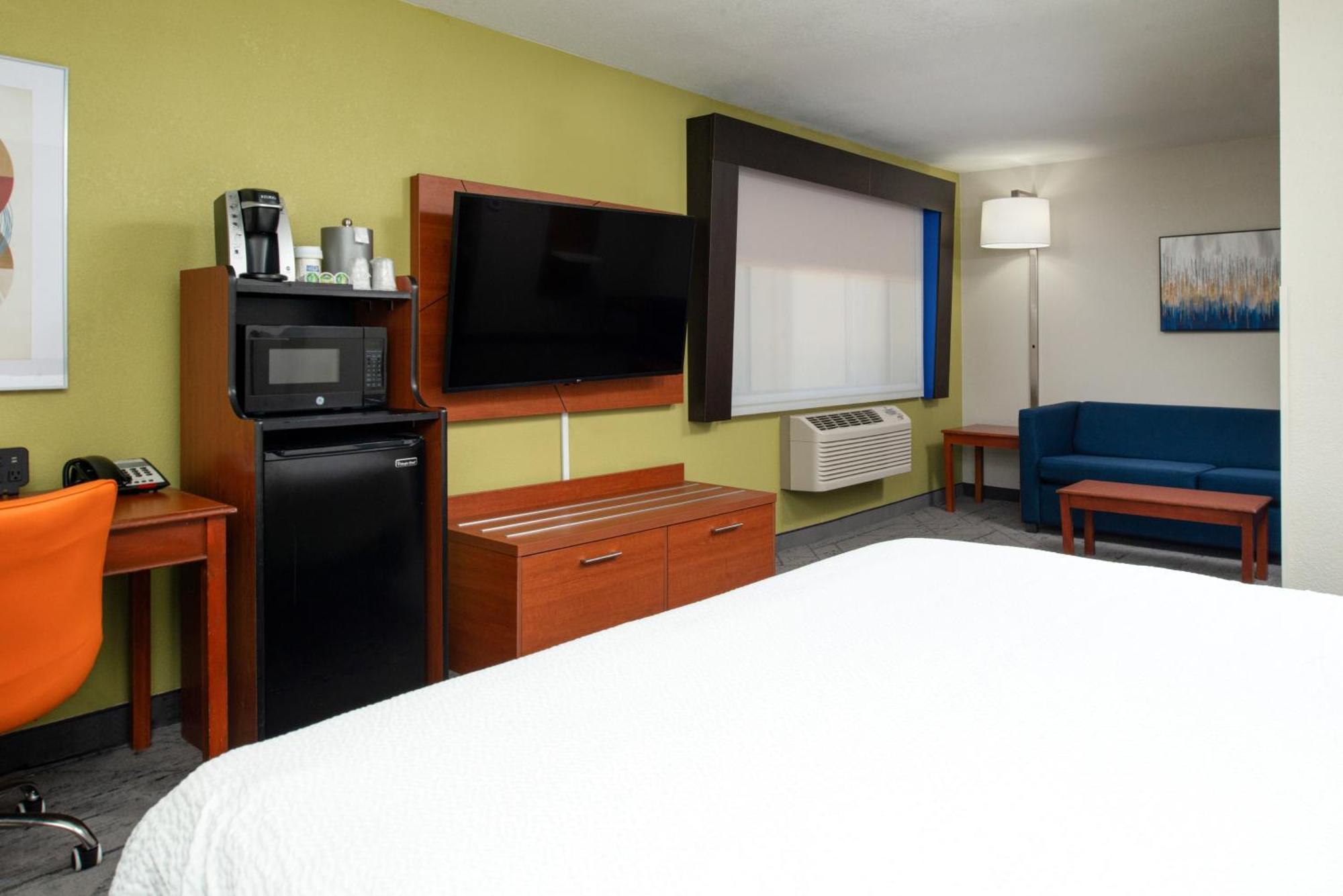 Holiday Inn Express Hotel & Suites Farmington By Ihg מראה חיצוני תמונה